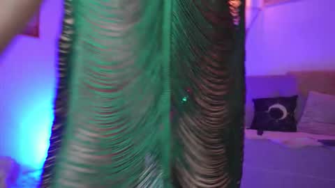 Snapshot of curlynatashaa chatting on October 27, 5:00 am Natasha online show from October 27, 5:00 am