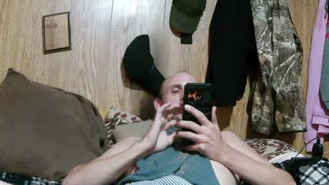 curtisrobert171 online show from June 25, 5:06 pm