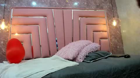 Alyanna  online show from February 15, 11:41 am