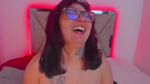 A online show from March 7, 12:12 pm