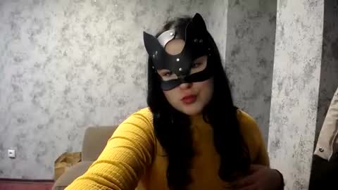 Snapshot of curvydaniella18 chatting on December 3, 1:32 pm CurvyDaniells online show from December 3, 1:32 pm