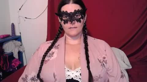 Snapshot of curvygamerceline chatting on June 27, 6:35 pm Celine Fawe online show from June 27, 6:35 pm