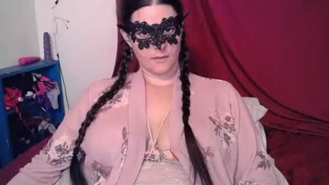 Snapshot of curvygamerceline chatting on July 20, 6:43 pm Celine Fawe online show from July 20, 6:43 pm