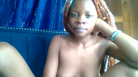 curvyjoan online show from June 3, 2:33 pm