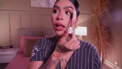 Samantha online show from March 1, 5:04 pm