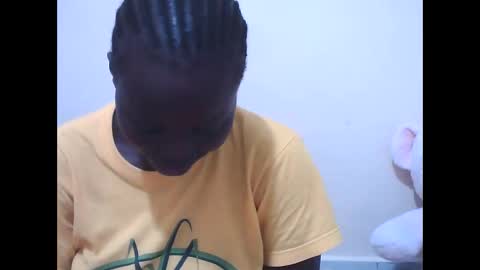 curvynubian online show from March 25, 9:21 pm