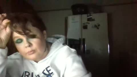 Snapshot of curvyplayday chatting on March 1, 11:12 am dahlia -kim online show from March 1, 11:12 am