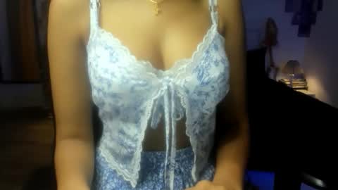 Alisha online show from May 22, 5:25 am