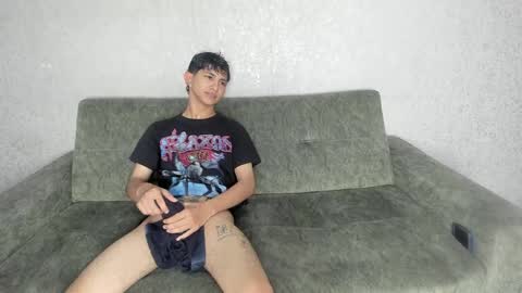ARTURO-18  MATIAS-18  NIKOLAY-19  HADES-18  GABO-19 online show from May 20, 2:12 pm