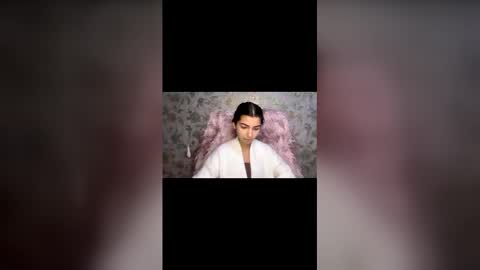 Snapshot of cute_cherry007 chatting on June 8, 7:25 pm Cherry girl online show from June 8, 7:25 pm