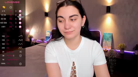 Snapshot of cute_chus chatting on February 4, 2:07 am Hanna online show from February 4, 2:07 am