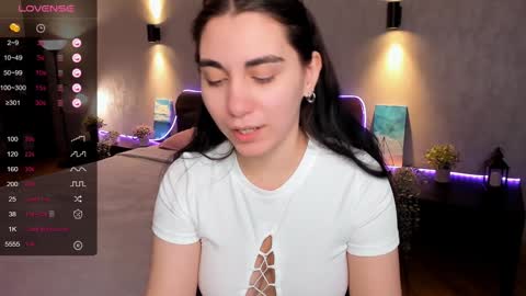 Snapshot of cute_chus chatting on February 4, 5:10 am Hanna online show from February 4, 5:10 am