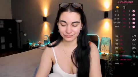 Snapshot of cute_chus chatting on February 10, 5:25 am Hanna online show from February 10, 5:25 am