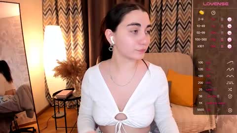 Snapshot of cute_chus chatting on February 11, 1:51 pm Hanna online show from February 11, 1:51 pm