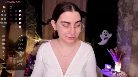 Snapshot of cute_chus chatting on November 3, 2:02 am Hanna online show from November 3, 2:02 am