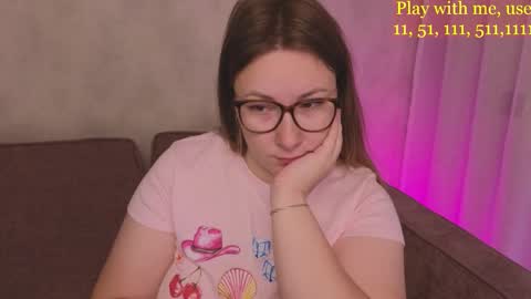 Everyday stream in the same time online show from October 15, 2:01 am