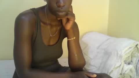 Snapshot of cute_doria chatting on February 9, 8:33 am cute_doria online show from February 9, 8:33 am