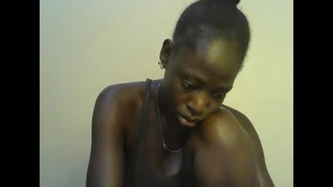 Snapshot of cute_doria chatting on February 23, 4:13 pm cute_doria online show from February 23, 4:13 pm