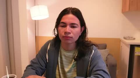 Snapshot of cute_erelis chatting on June 9, 2:56 am You Erelis online show from June 9, 2:56 am