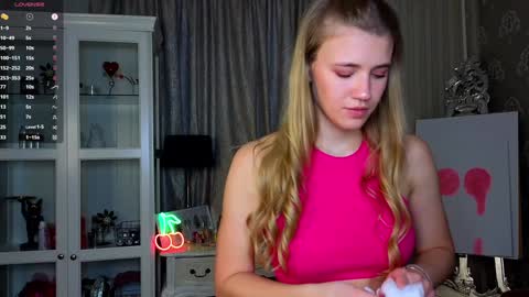 Anne online show from November 30, 7:45 am