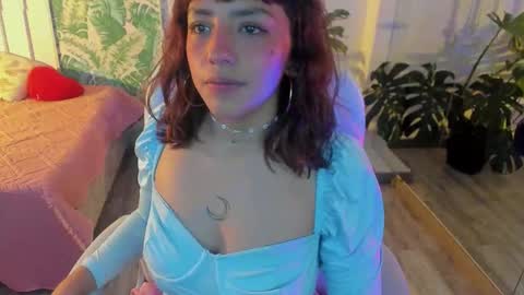 Sofa  online show from January 6, 8:01 pm