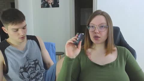 Kite and Jack online show from December 16, 2:36 am