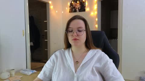 Kite and Jack online show from February 8, 9:04 pm