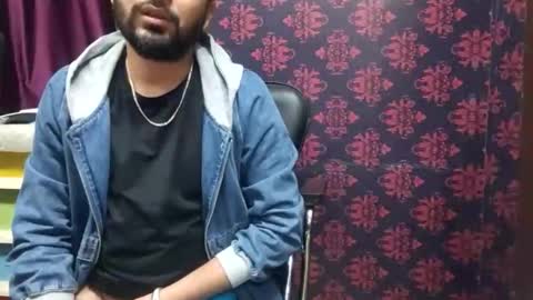 Snapshot of cute_lucky7080 chatting on February 4, 3:29 pm Cute Lucky online show from February 4, 3:29 pm