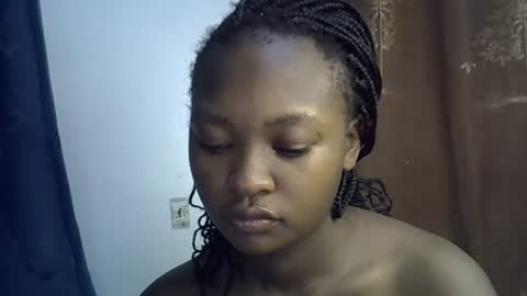 Snapshot of cute_melissa1 chatting on June 18, 8:03 am cute_melissa1 online show from June 18, 8:03 am