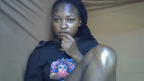 Snapshot of cute_melissa1 chatting on June 24, 3:33 pm cute_melissa1 online show from June 24, 3:33 pm