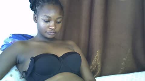 Snapshot of cute_melissa1 chatting on June 30, 12:17 pm cute_melissa1 online show from June 30, 12:17 pm