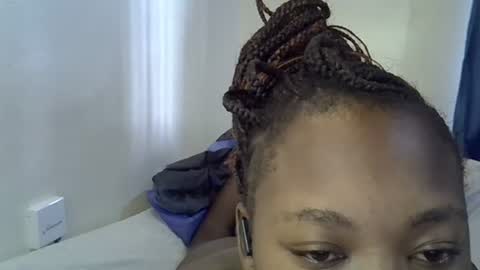 Snapshot of cute_melissa1 chatting on July 31, 10:25 am cute_melissa1 online show from July 31, 10:25 am
