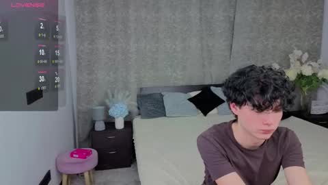 Mike online show from December 3, 7:45 pm