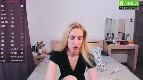 Milana online show from April 4, 9:07 am