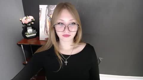 Veronica online show from December 17, 7:14 am