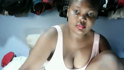 cute_roxie online show from March 2, 1:18 pm