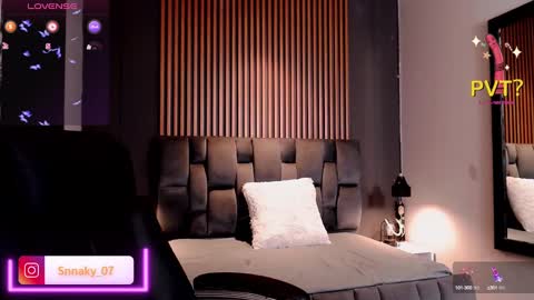 Snapshot of cute_sarita18 chatting on February 8, 1:43 am Sarita online show from February 8, 1:43 am