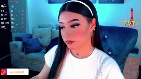 Snapshot of cute_sarita18 chatting on September 19, 10:43 pm Sarita online show from September 19, 10:43 pm