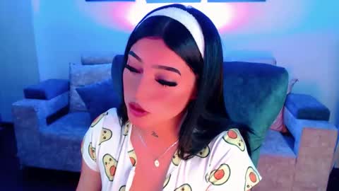 Snapshot of cute_sarita18 chatting on September 22, 10:12 pm Sarita online show from September 22, 10:12 pm