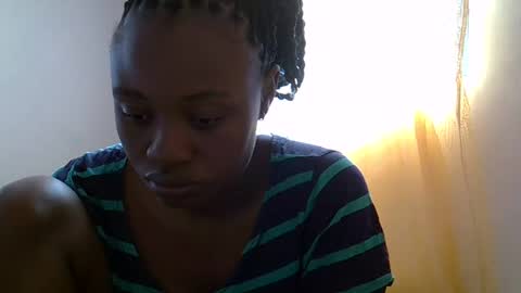 Snapshot of cute_savanna chatting on January 5, 6:13 am cute_savanna online show from January 5, 6:13 am