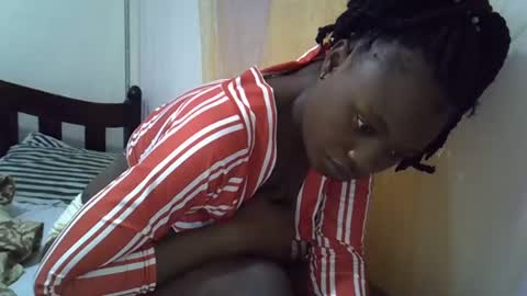 Snapshot of cute_savanna chatting on February 7, 3:01 am cute_savanna online show from February 7, 3:01 am