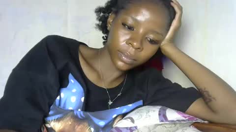 Snapshot of cute_sexy3 chatting on February 26, 4:56 pm SHARON online show from February 26, 4:56 pm