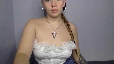 Snapshot of cute_shy06 chatting on November 28, 5:37 pm cute_shy06 online show from November 28, 5:37 pm