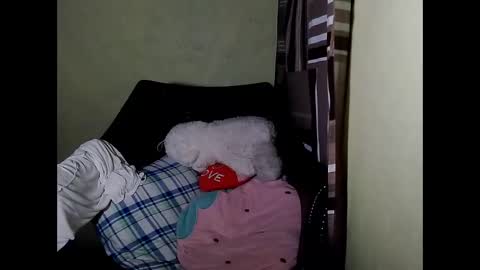 Mimi online show from February 12, 9:54 pm