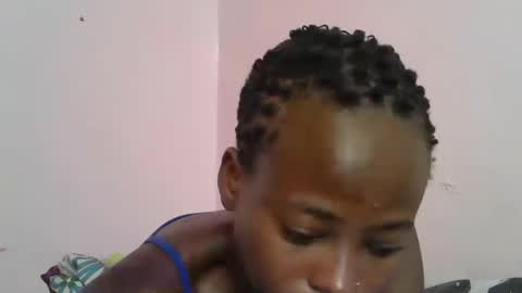 Snapshot of cute_sonny chatting on December 12, 6:25 am cute_sonny online show from December 12, 6:25 am