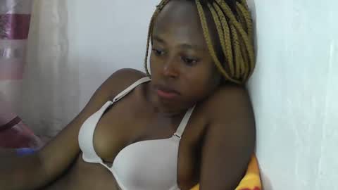 Snapshot of cute_sonny chatting on February 8, 10:18 am cute_sonny online show from February 8, 10:18 am