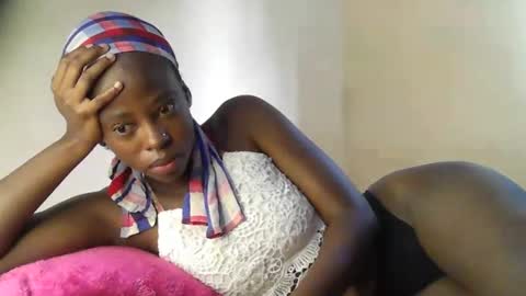 Snapshot of cute_sonny chatting on December 4, 6:01 am cute_sonny online show from December 4, 6:01 am