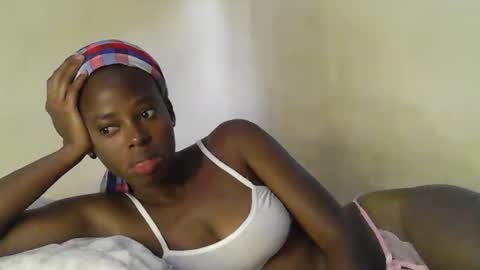 Snapshot of cute_sonny chatting on February 5, 5:34 am cute_sonny online show from February 5, 5:34 am