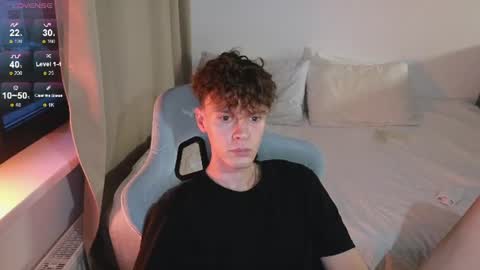 Thomas -  online show from July 12, 6:21 pm