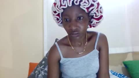 Snapshot of cute_xeniah chatting on October 7, 4:53 am cute_xeniah online show from October 7, 4:53 am